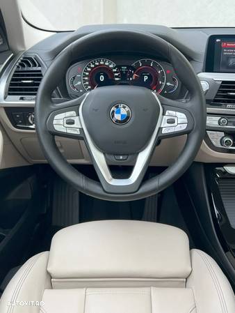 BMW X3 xDrive25d AT Luxury Line - 6