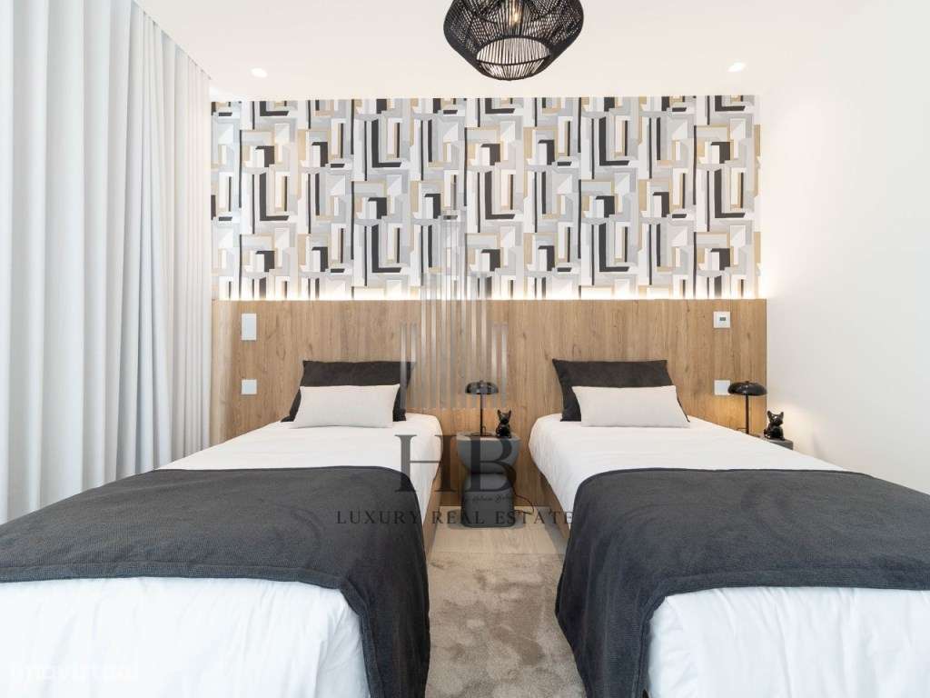 Moradia T3 de Luxo NOVA com Jardim e Piscina | Gouveia | Sintra-11