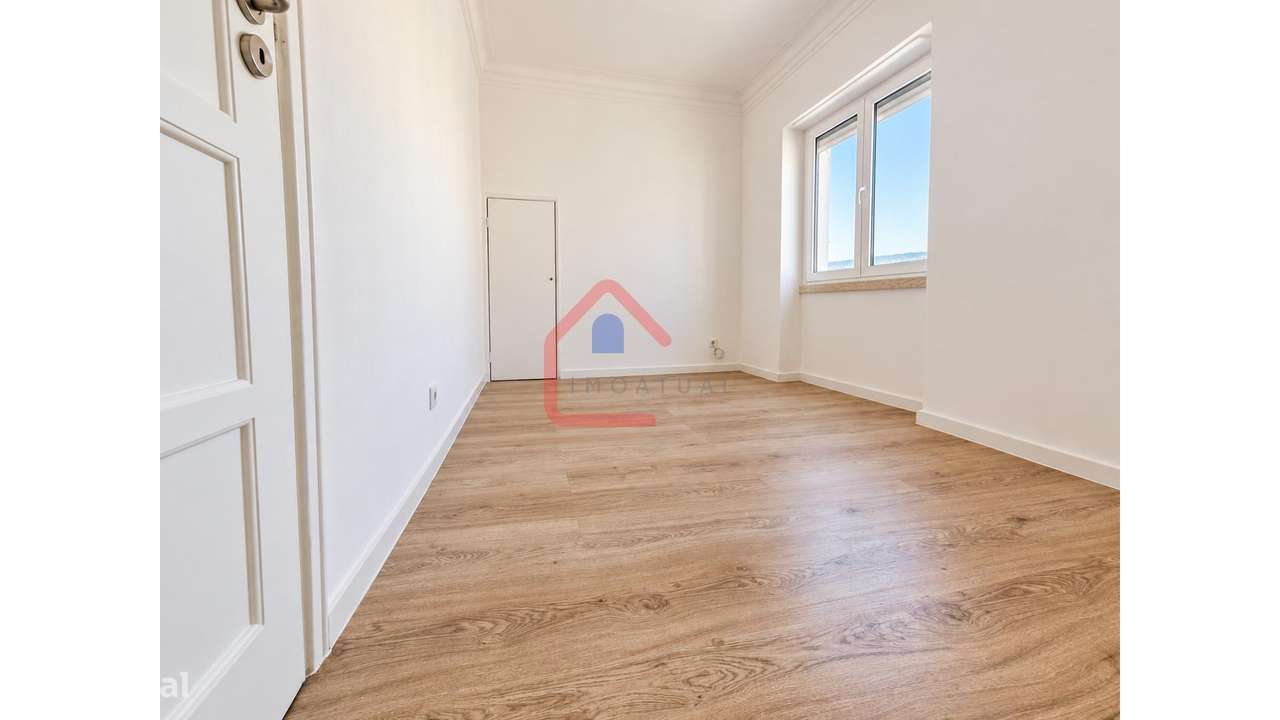 Apartamento T2 na Graça em Lisboa-22