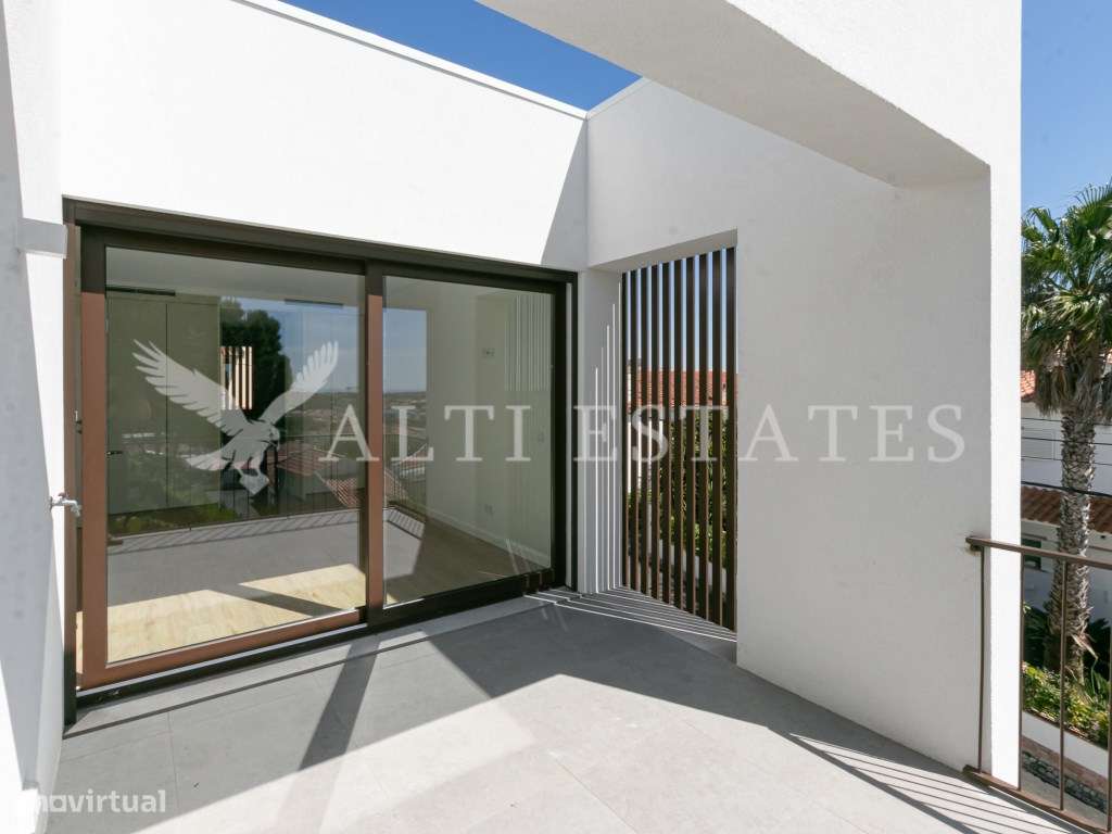 Moradia moderna T3+1 recém-construída em Murches-36