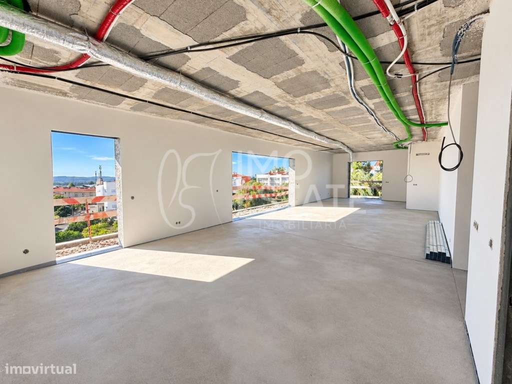 Apartamento T5 Condeixa-0