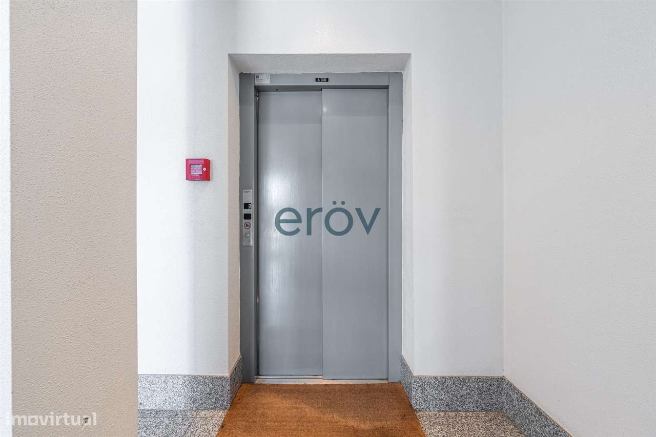 Apartamento T3 C/ 2 Suites em Gondomar-23