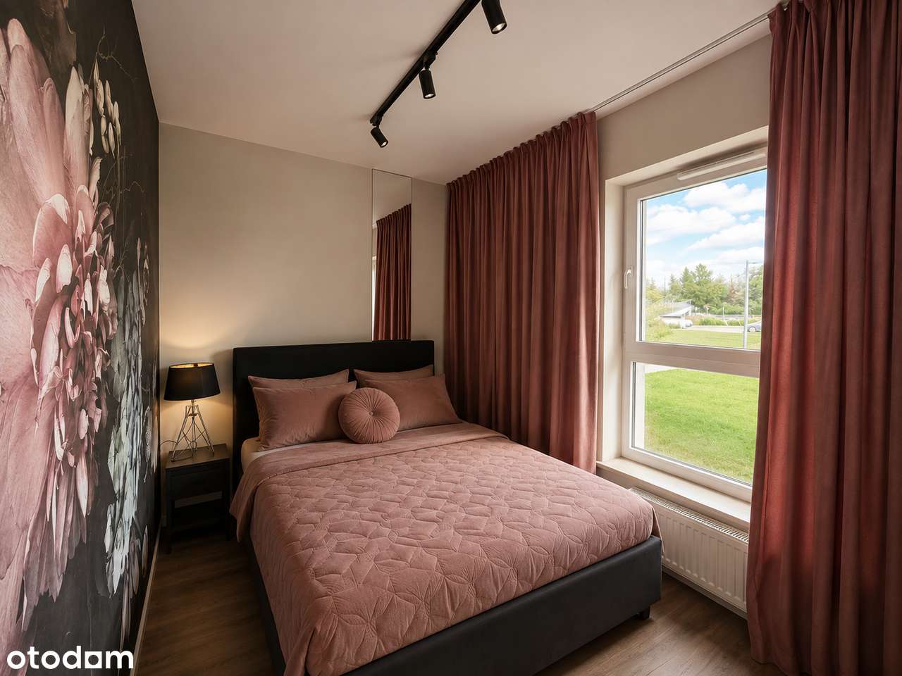 Mieszkanie 2 sypialnie, parter, duży balkon!-8