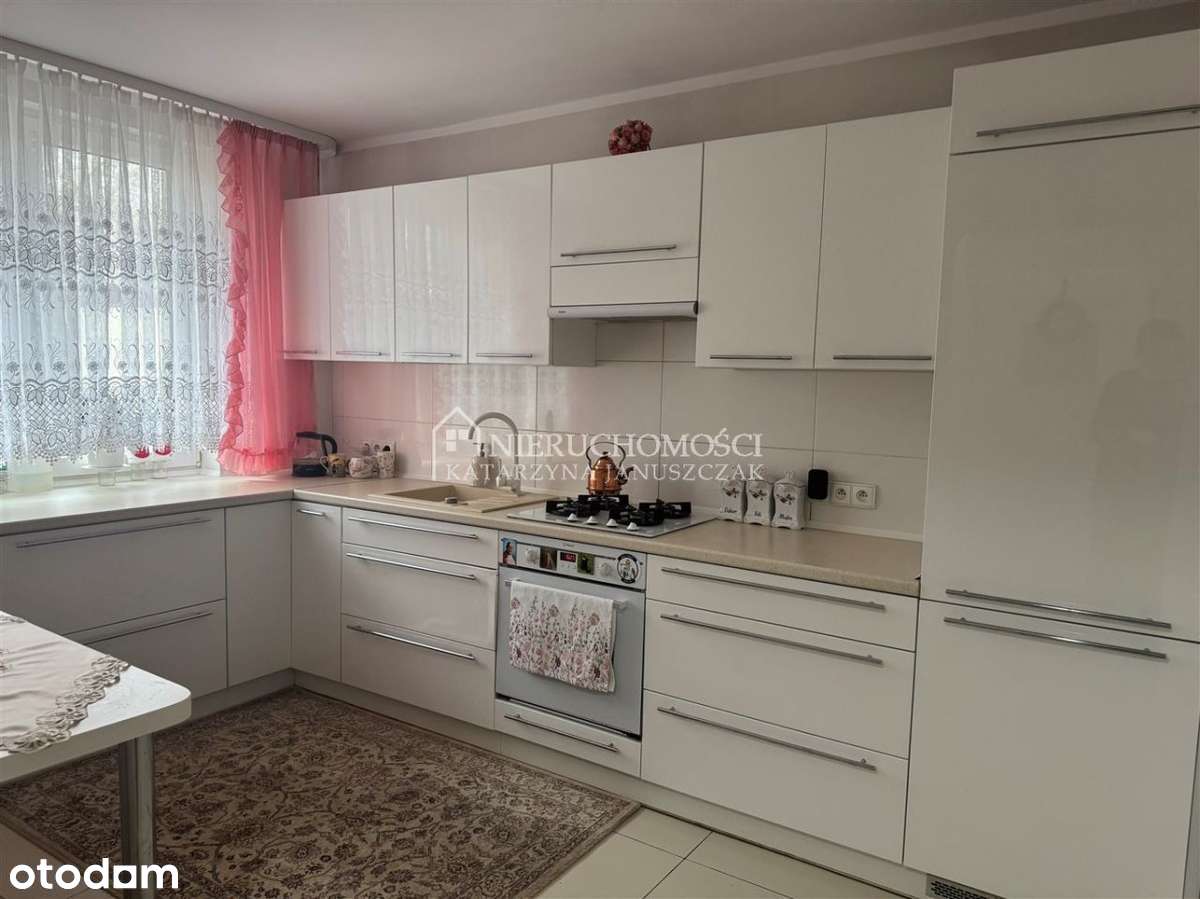 Dom W Spokojnej Okolicy, 5 Pokoi, Blisko A4,-8