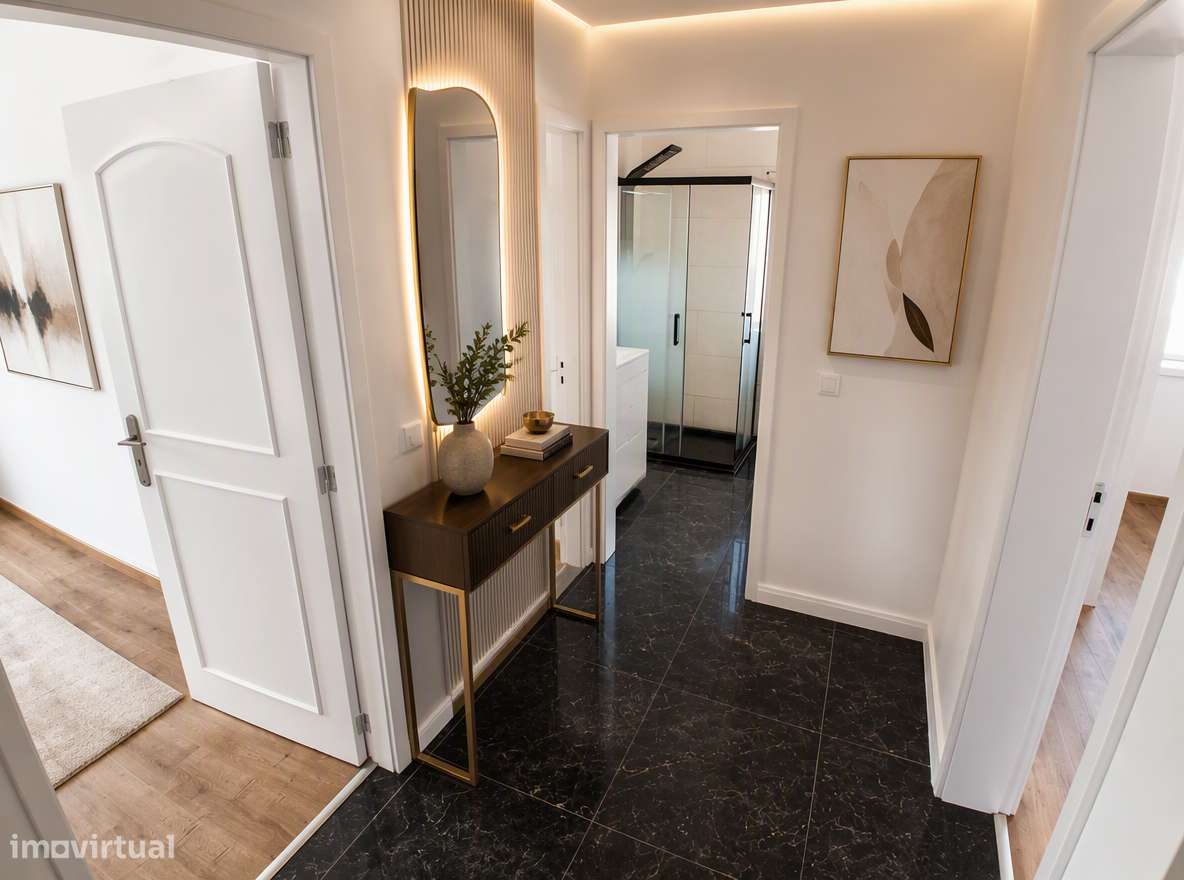 T3 Remodelado com 3 Frentes, Varandas e Elevador em Fânzeres, Gondomar-15
