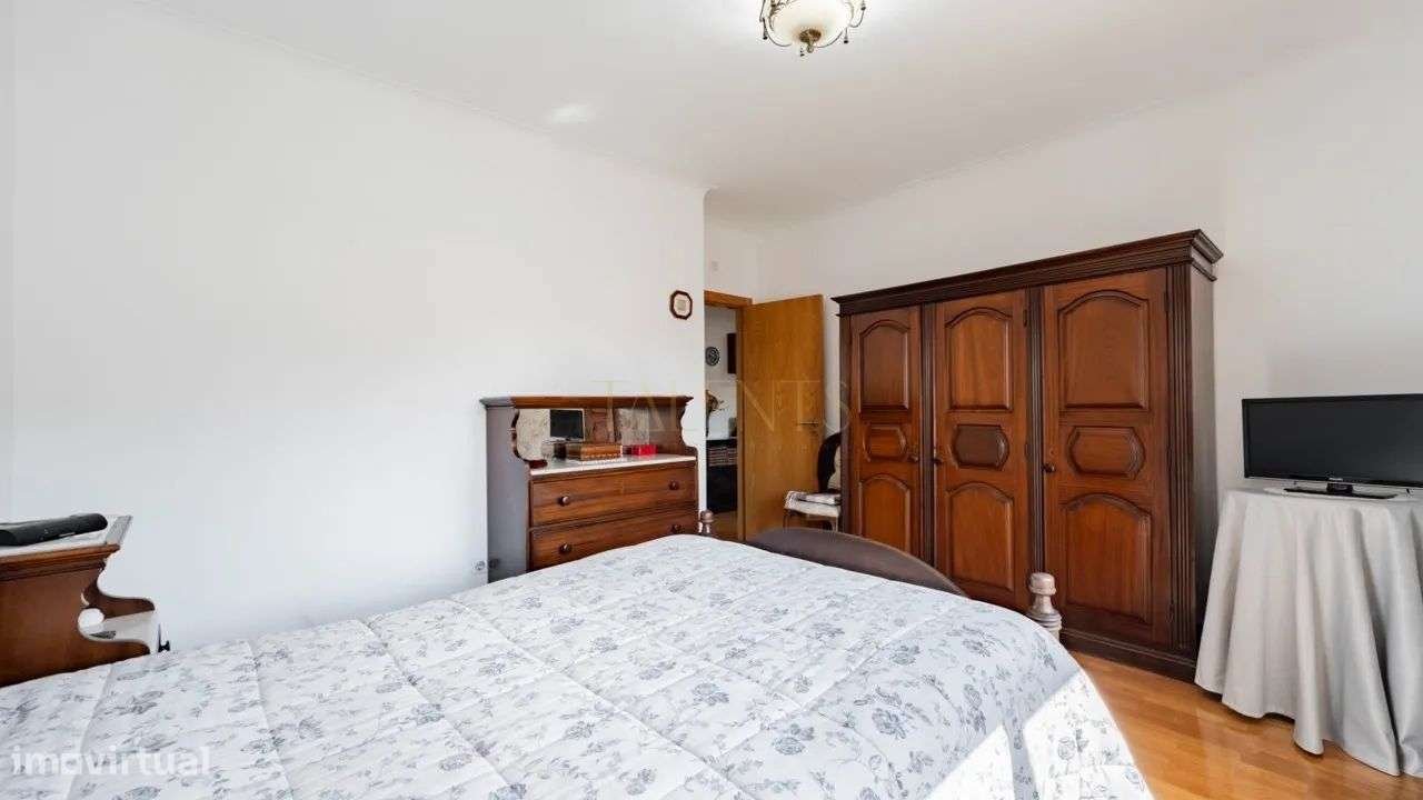 Apartamento T3 em Penafiel (2 Frações: T2+T1)-8