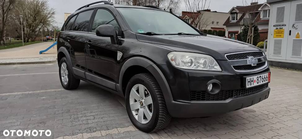 Chevrolet Captiva 2.4 2WD 7 Sitzer LS Family Edition - 21