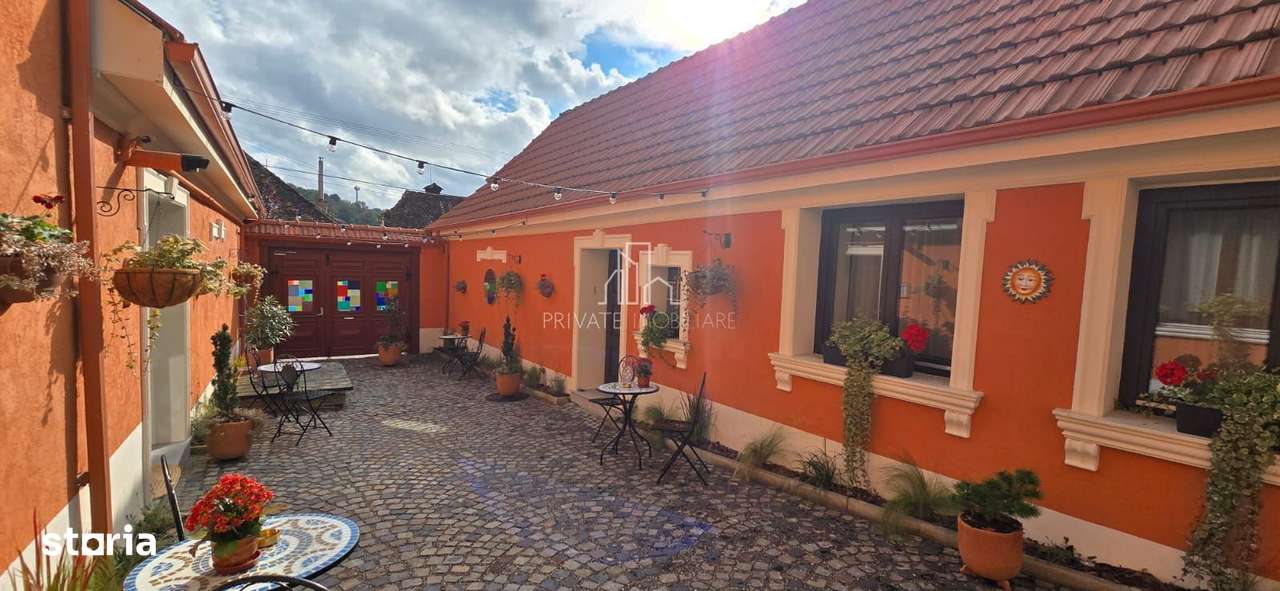 Pensiune de vanzare in Sighisoara - Imagine principală: 2/20