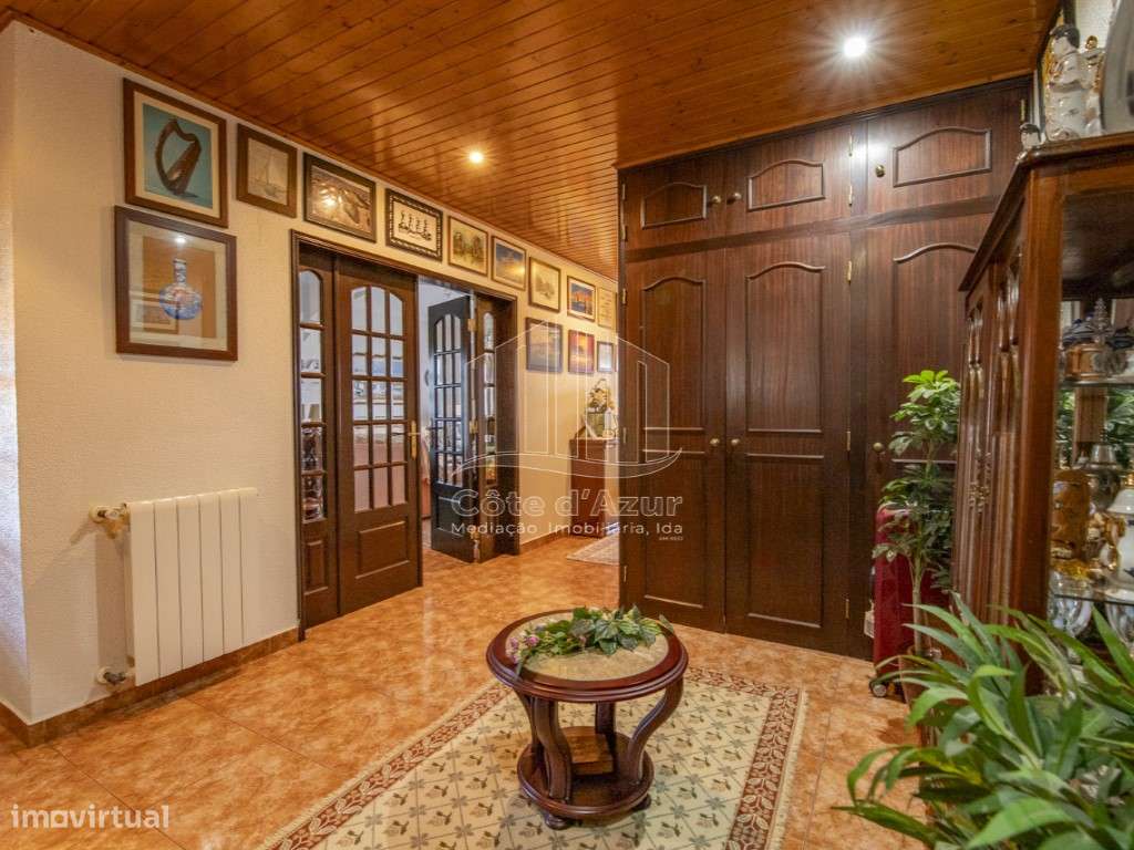 Moradia com 3 pisos em Alfarim - Grande imagem: 4/35