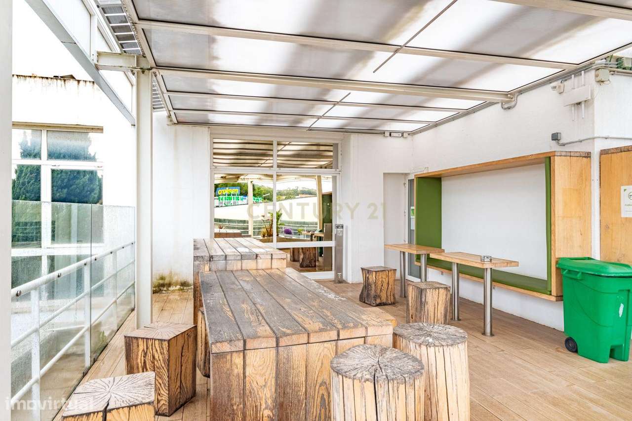 Edifício de escritórios moderno em Carnaxide, Oeiras-28