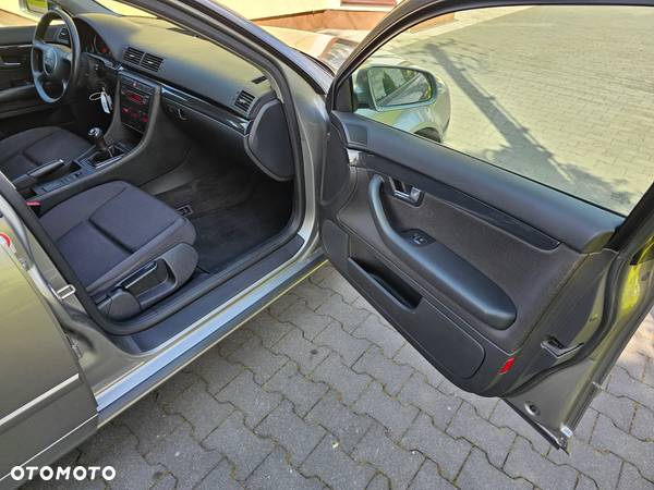 Audi A4 Avant 1.6 - 19