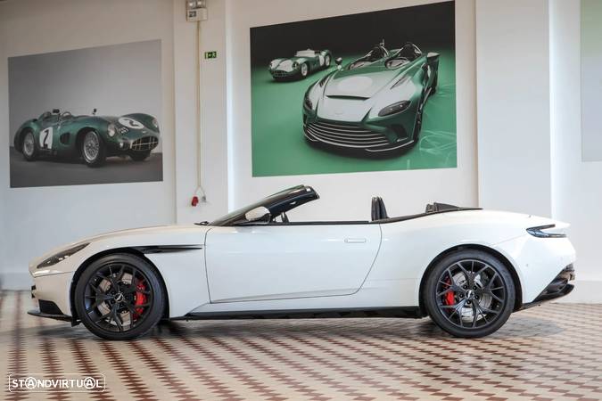 Aston Martin DB11 Volante V8 - 4