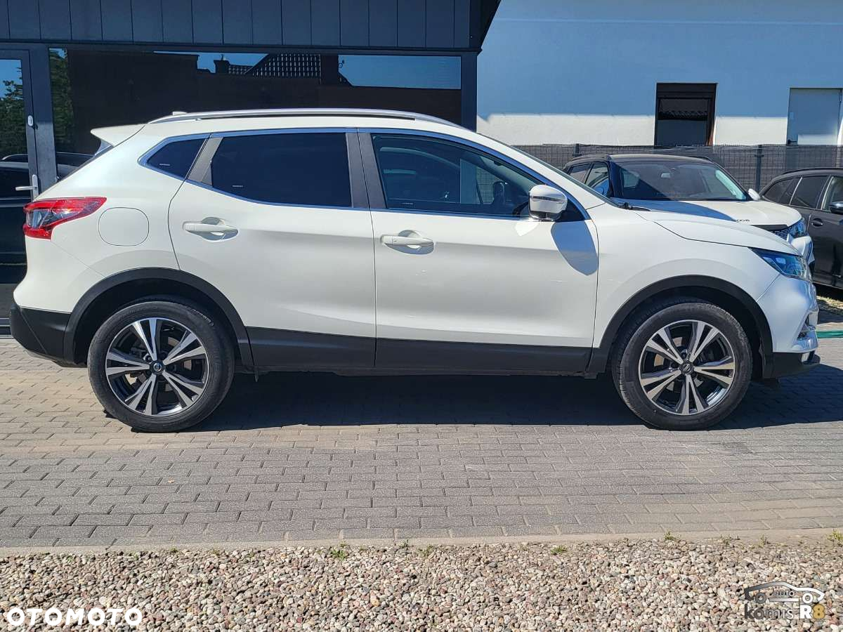 Nissan Qashqai - 4