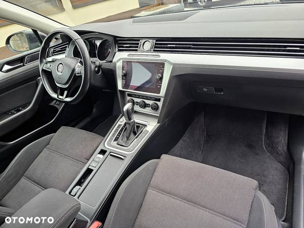 Volkswagen Passat 1.8 TSI BMT Comfortline DSG - 18