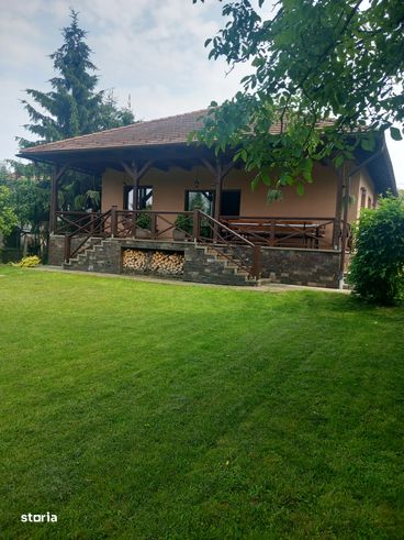 Casa pe un singur nivel,, 250 mp,teren 1260 mp in Sangiorgiu-1