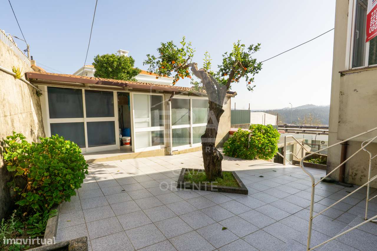 Moradia T3 com quintal em Sandim-19