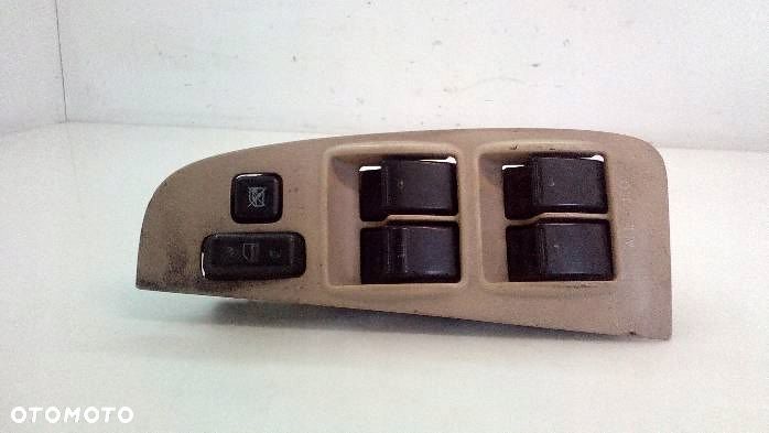 Panel przełączników szyby lewy przód Avensis T25 - 1
