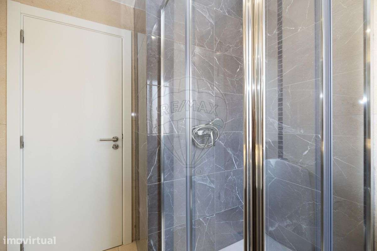 Moradia T4 para venda-14