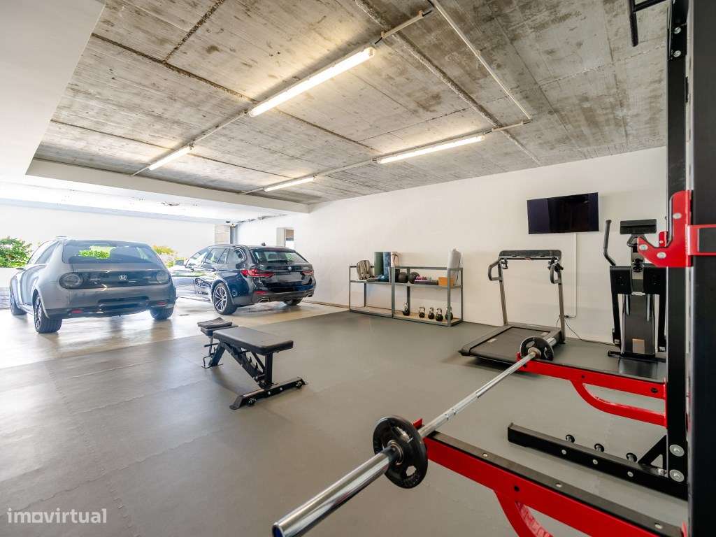 Moradia T8 c/Piscina | Queijas-55