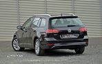 Volkswagen Golf - 4