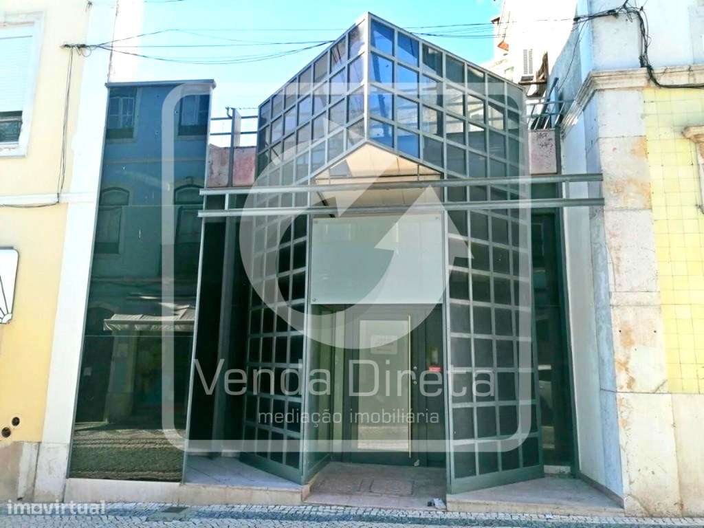 Loja com 420 m² no Centro de Santarém. IMÓVEL DA BANCA. - Grande imagem: 5/38