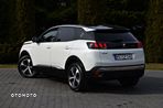 Peugeot 3008 PureTech 130 Stop & Start GPF EAT8 Roadtrip - 3