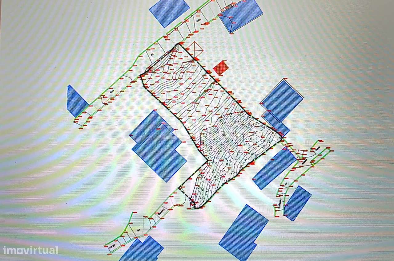 Terreno urbano Burgães - Grande imagem: 3/33