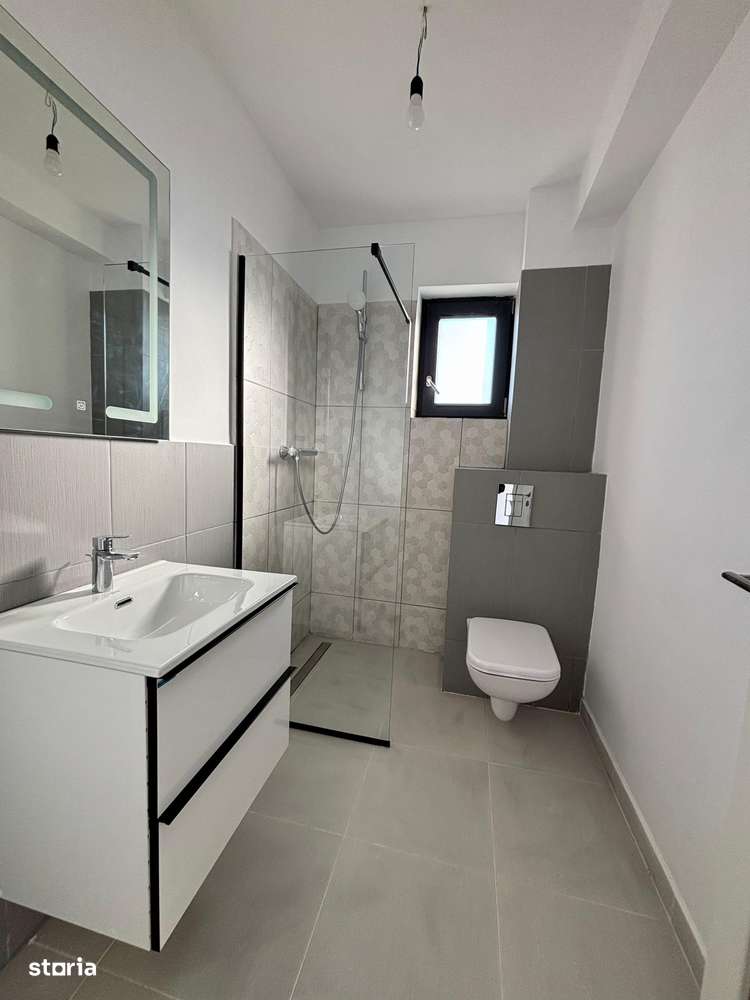 Casa la cheie - 163mp utili + teren 704 mp - cel mai mare din zona-9