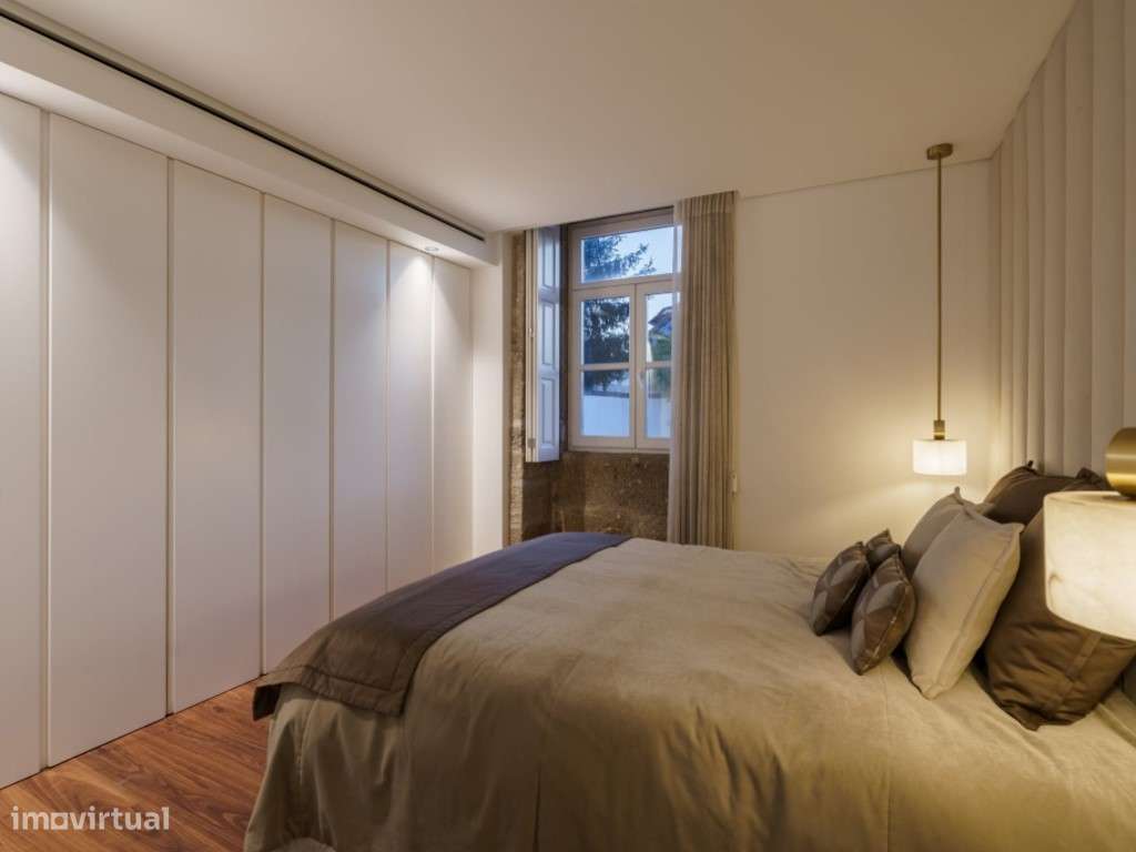 Apartamento T3 de luxo no Centro Histórico de Braga-38