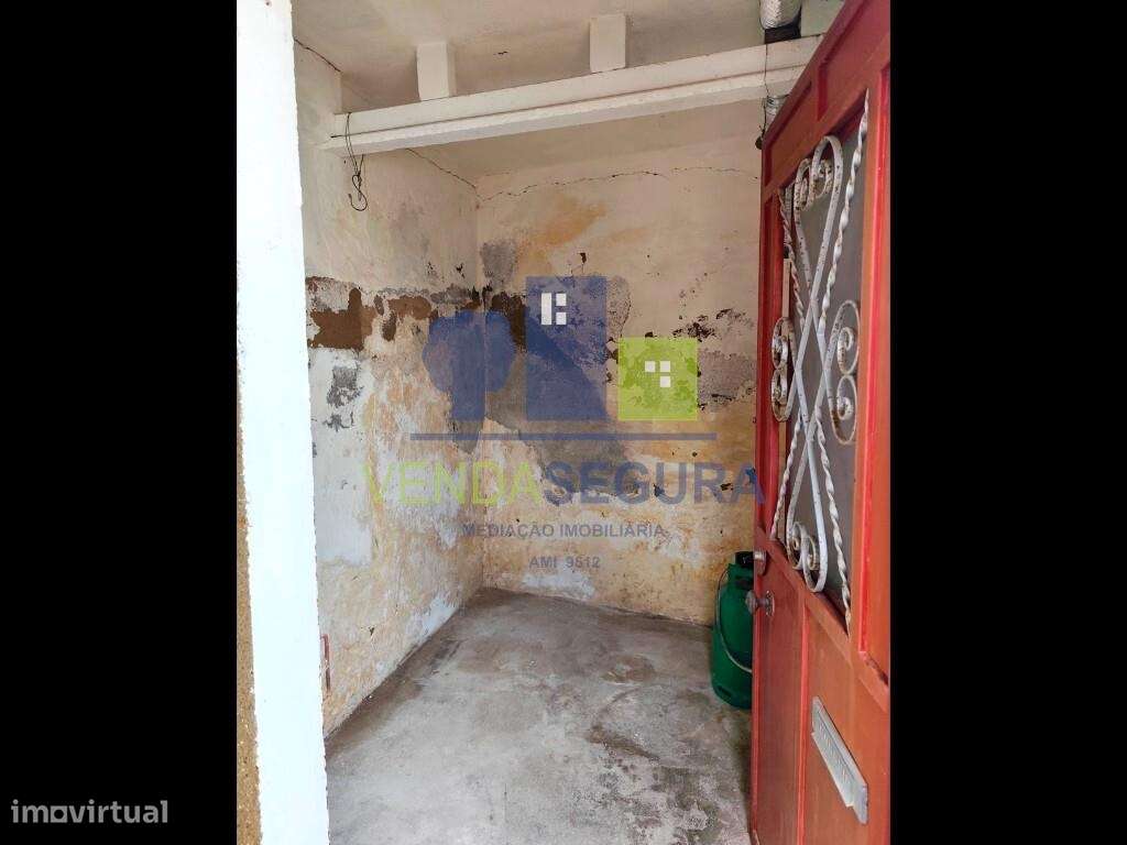 Moradia T1 com quintal| Pias-15