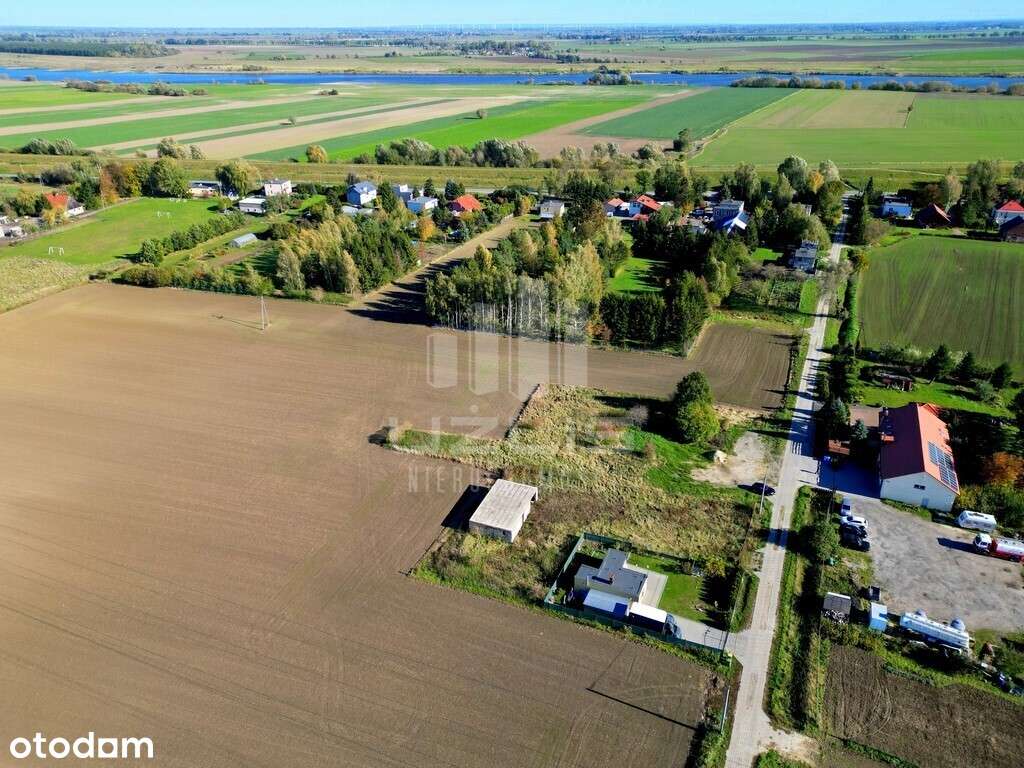 Dom w spokojnej okolicy-7