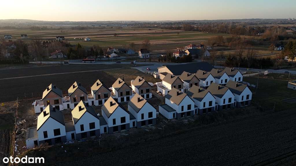 Narożny ogród! Dom 125m2 z garażem!