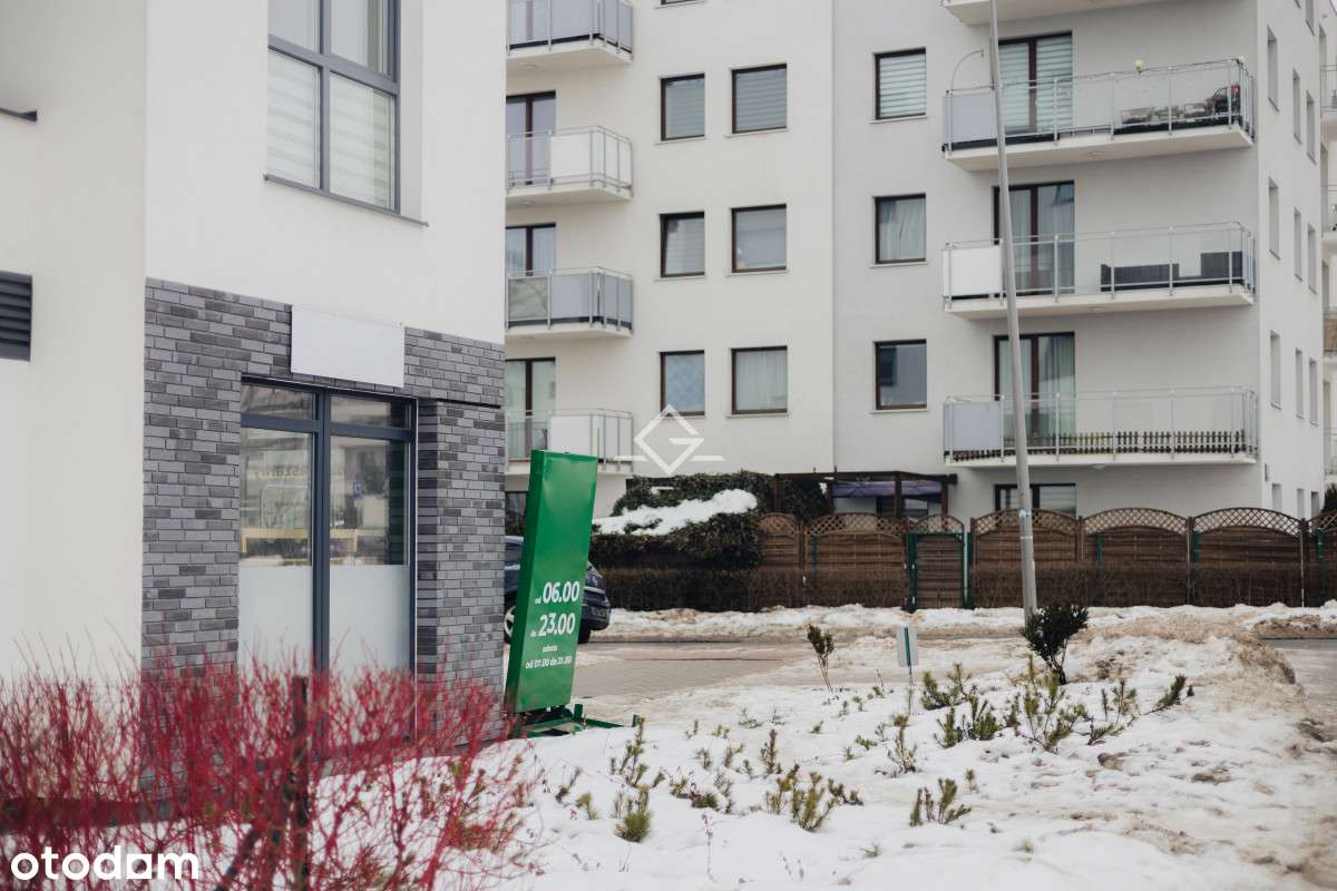 lokal | duże witryny | jasień | z najemcą | parter-4
