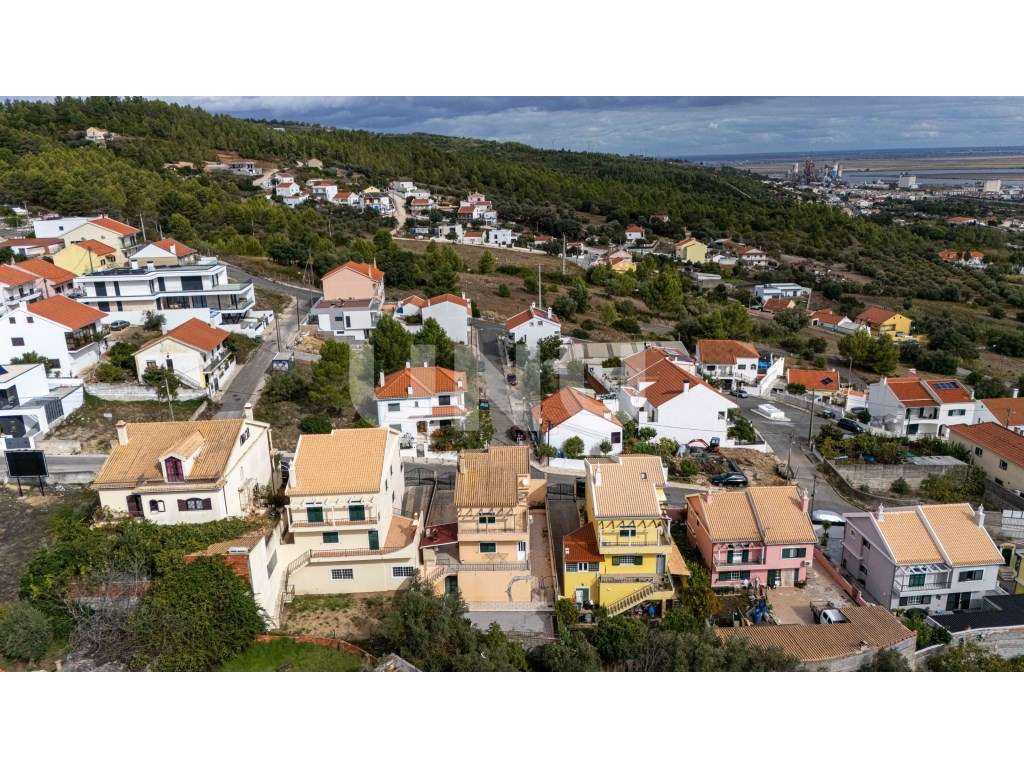 Moradia T3 em Arcena, Alverca!-43