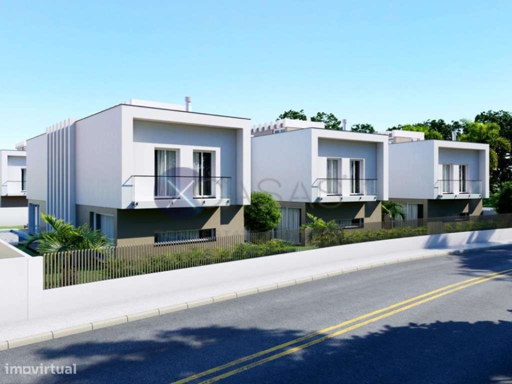 Moradia T4, nova, em condominio privado luxuoso na Aldeia de Juzo. - Grande imagem: 2/13