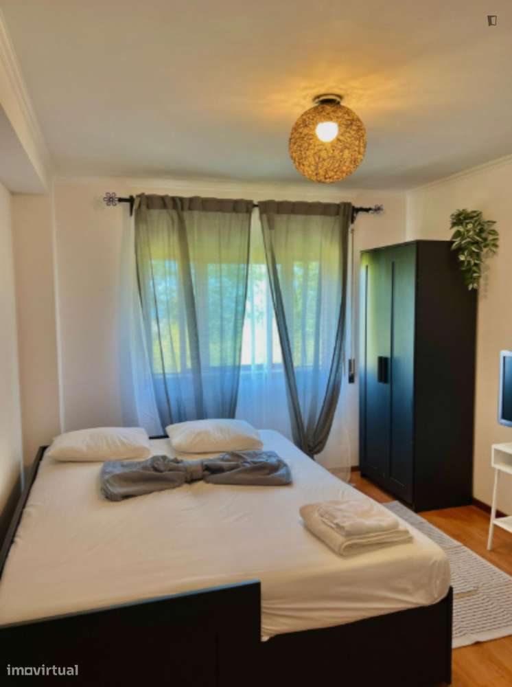 Quarto - localizado em Canidelo Porto - Grande imagem: 2/7