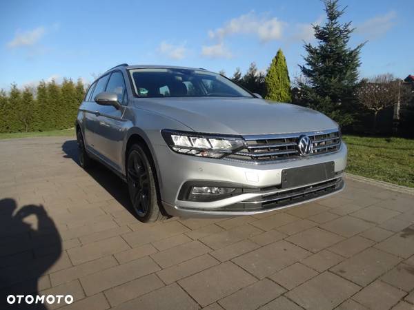 Volkswagen Passat Variant 2.0 TDI SCR DSG - 1