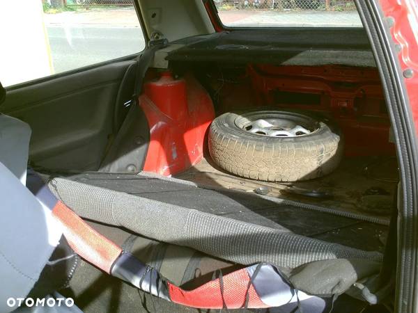 Vw golf 2 II na czesci3d 1,6benz,maska blotniki drzwi pas dywany kokpit lampy,szyby,belka instalacja - 28