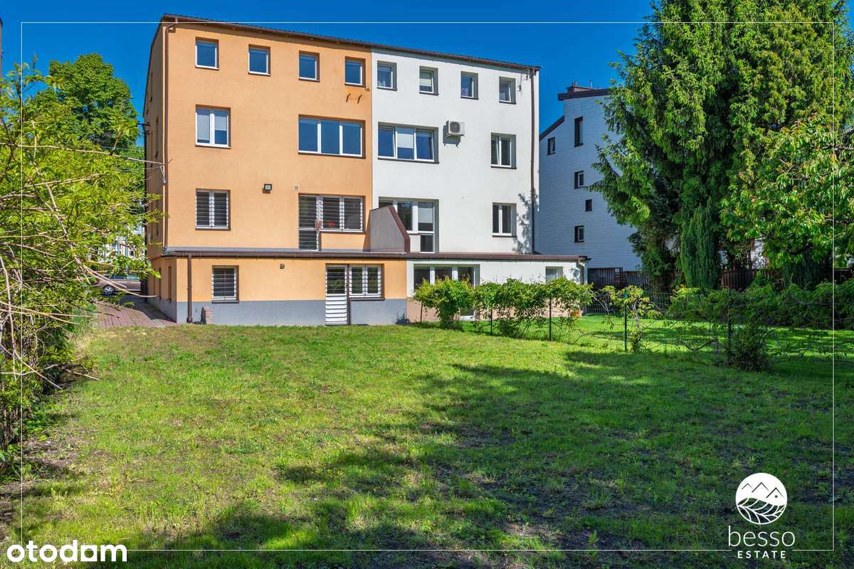 Bliźniak. Warszawa, przy al. Krakowskiej-12