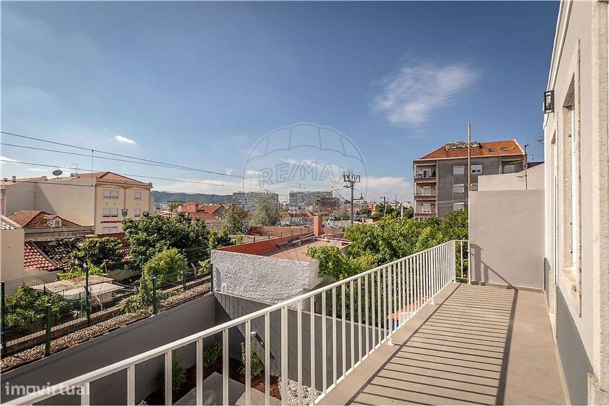 Prédio  para venda - Grande imagem: 2/8