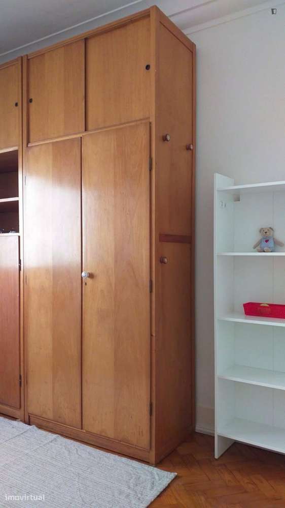 Quarto - localizado em Campolide Lisbon - Grande imagem: 5/10