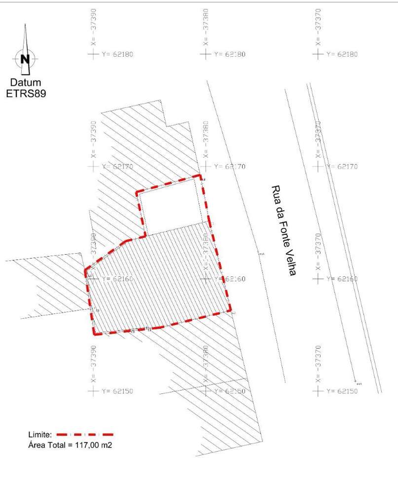 Vende-se moradia para renovar na Lamarosa, Coimbra.-11