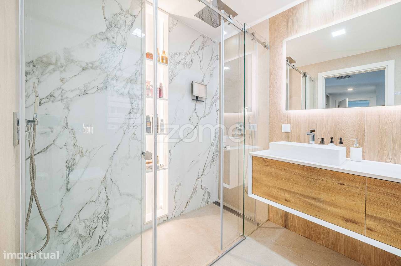 Penthouse com terraço vista mar-24