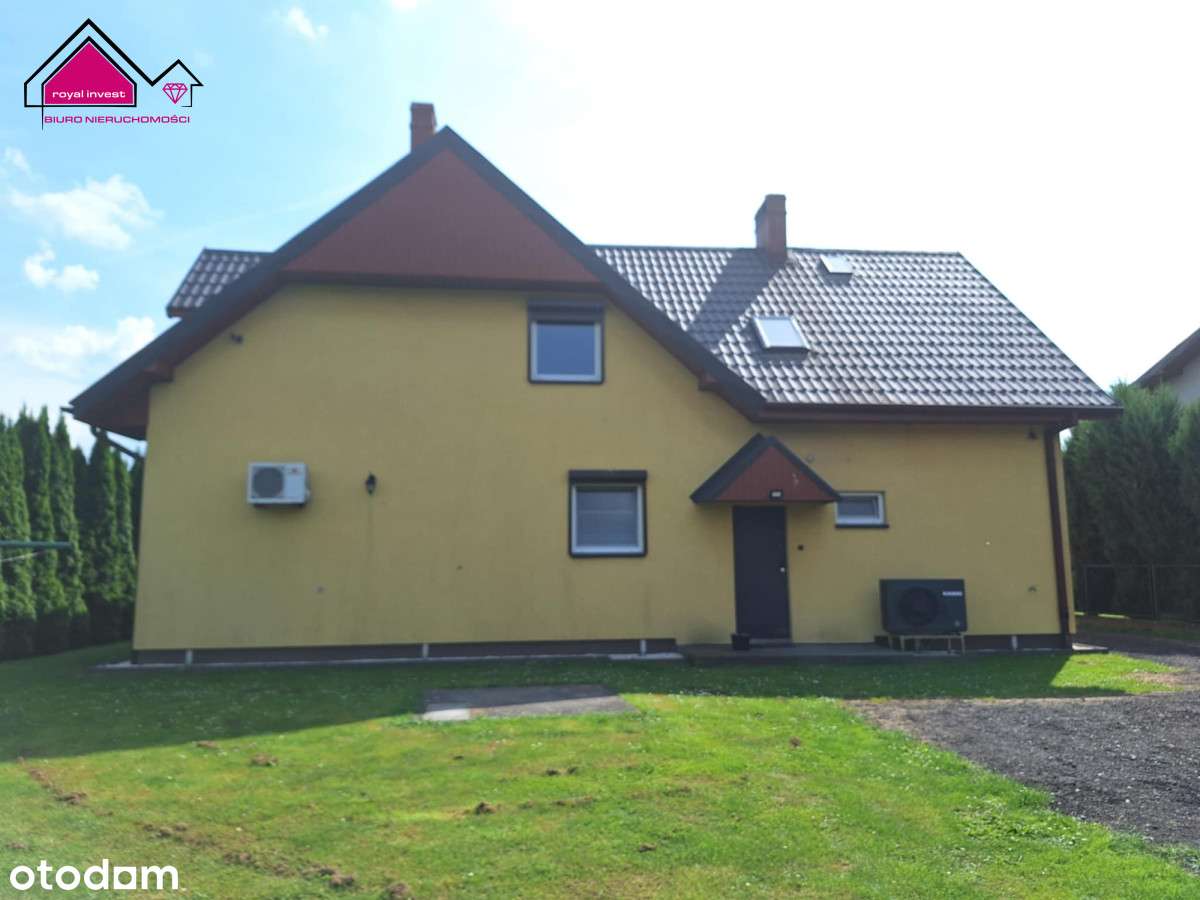 Przestronny dom na dużej działce-11