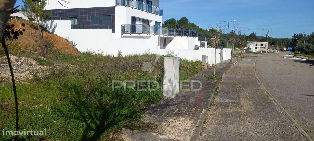 Lote de Moradia - Grande imagem: 3/6