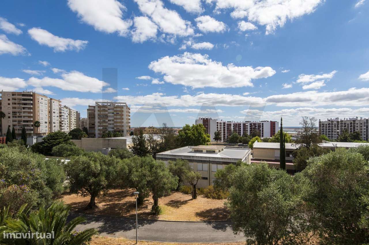 Apartamento T2 com Varanda e Arrecadação, Póvoa de Santa Iria, Vila Fr-18