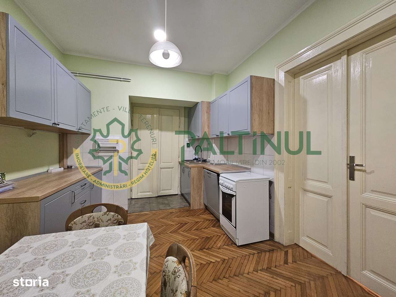 Apartament de vanzare in centrul Sibiului cu loc de parcare-1