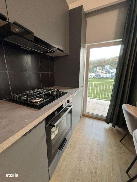 Apartament spatios cu 2 camere • Complet mobilat  • Garaj  • Flo-3