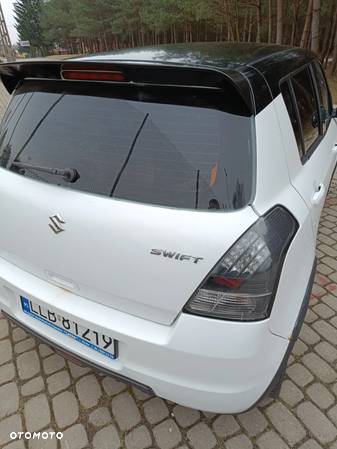 Suzuki Swift - 7