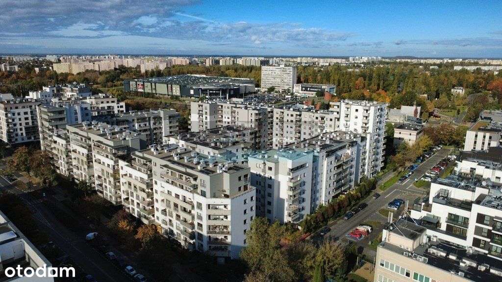 Mieszkanie z ogródkiem na Woli-0